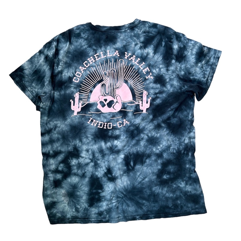 Official Coachella Collection H&M Tshirt